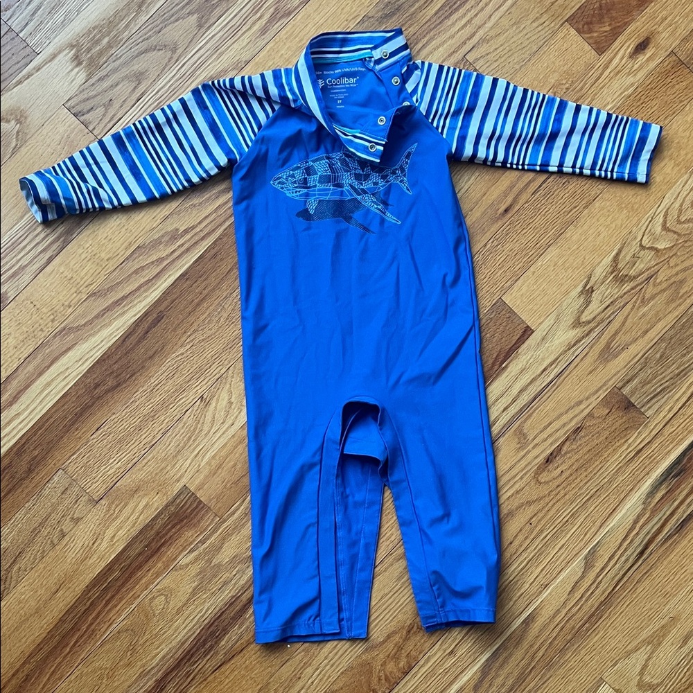 Adorable Coolibar toddler swimsuit - Picture 2 of 8